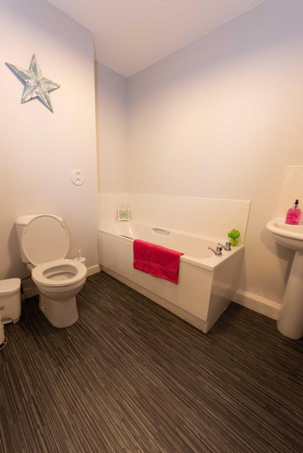 Premier - Wishaw En-Suite Apartment Eksteriør bilde